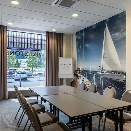Mercure Centrum מלון גדינייה