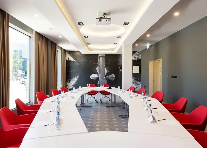 Отель Mercure Centrum 3*