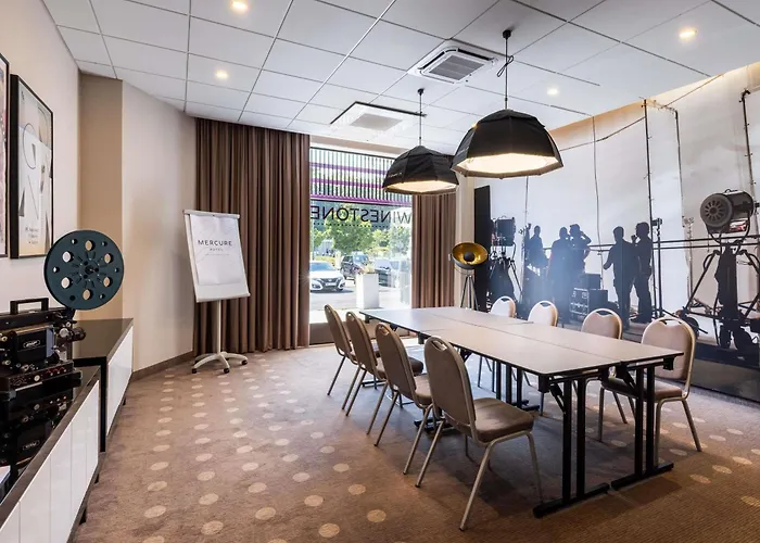 Отель Mercure Centrum