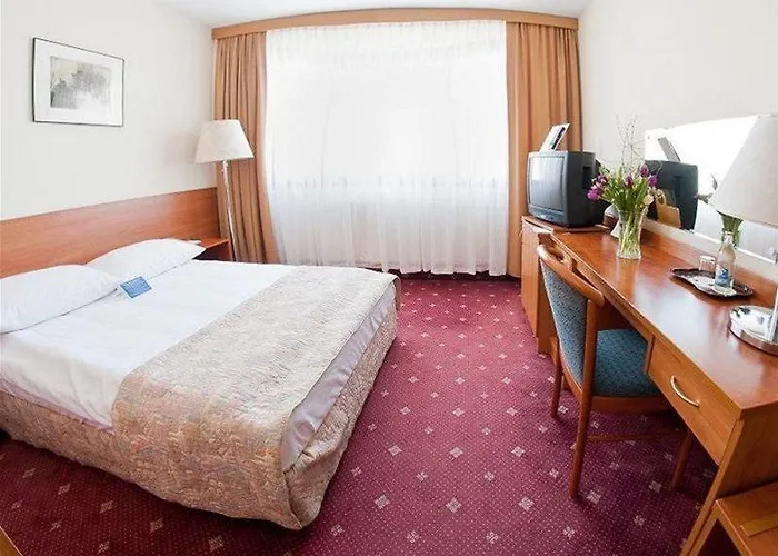 Otel Mercure Centrum 3*